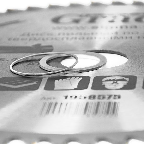Диск пиляльний по дереву з твердосплавними напайками &Oslash;230&times;32 (30; 25.4)&times;60Т, 6000об/хв GRAD (1958575) фото